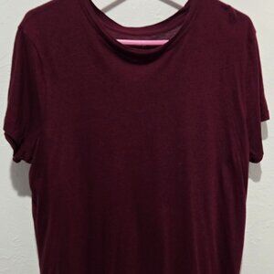 Almost New Women’s Like New T-Shirt (XL) – Soft, Casual & Easy to Style